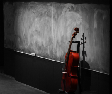 Moteur de recherche musical YMusic, image - violoncelle